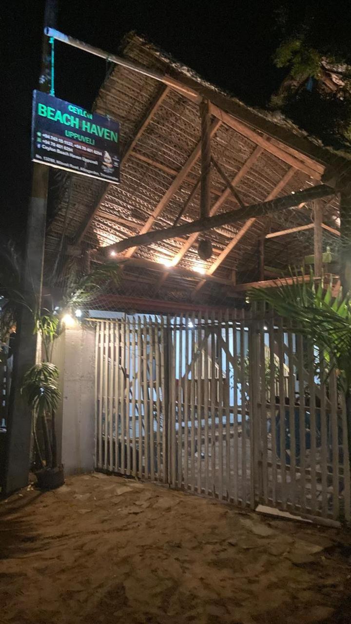 Ceylon Beach Haven Uppuveli Triquinimale Exterior foto